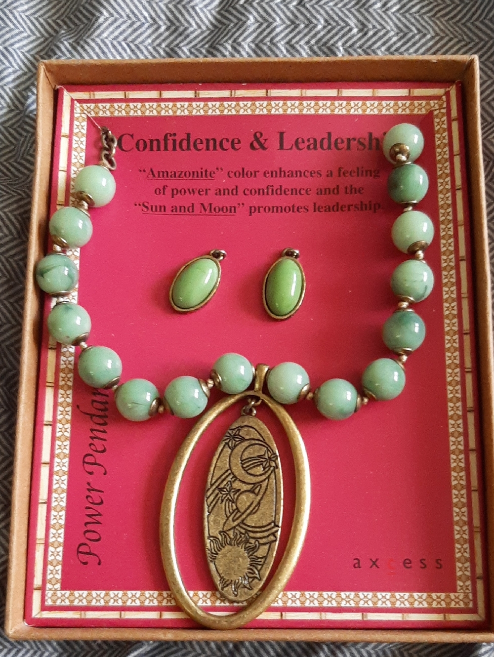 Axcess Green Amazonite Beaded Necklace with Pendant and Matching Earrings